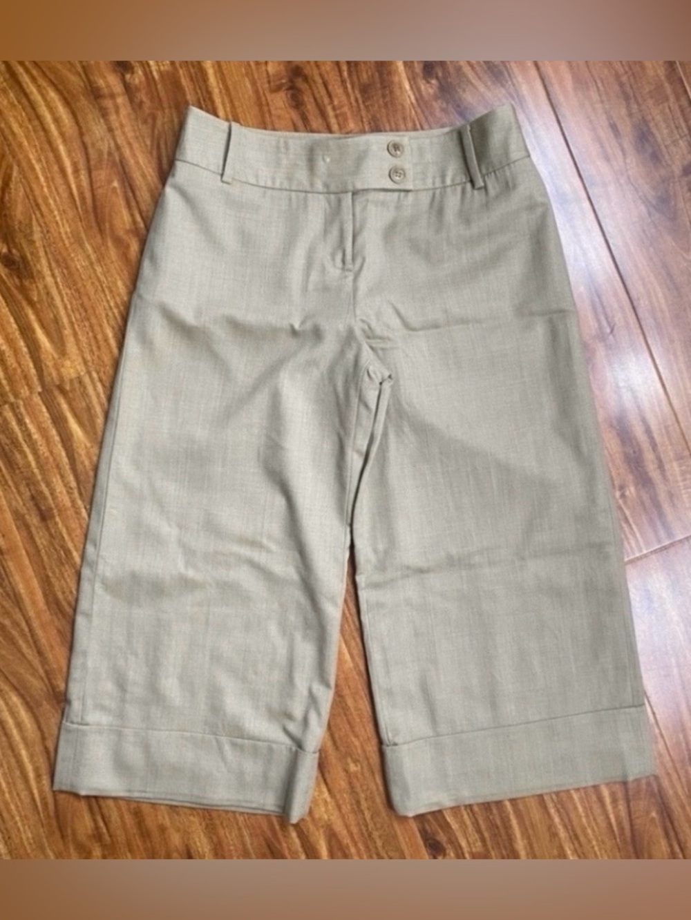 LOFT Women's Tan Ann Midrise Wool Relax Capri Gaucho Pants Size 2 Preppy Career